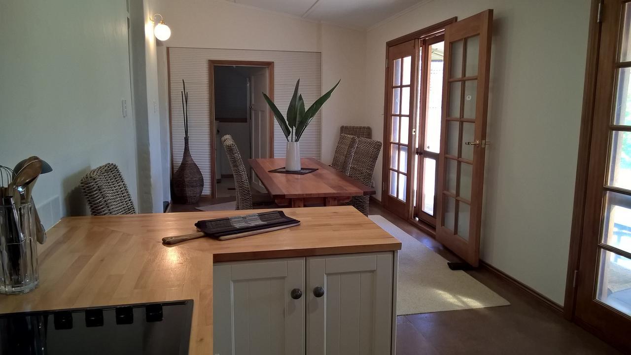 Book Keepers Cottage Waikerie Bagian luar foto