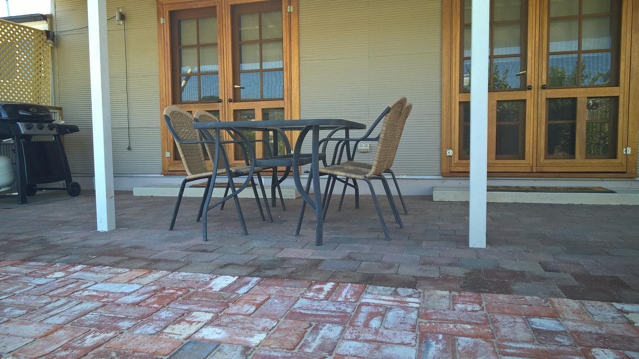 Book Keepers Cottage Waikerie Bagian luar foto